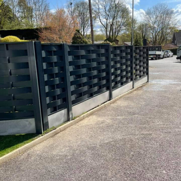 Bergz Enlaceia Fence Panels